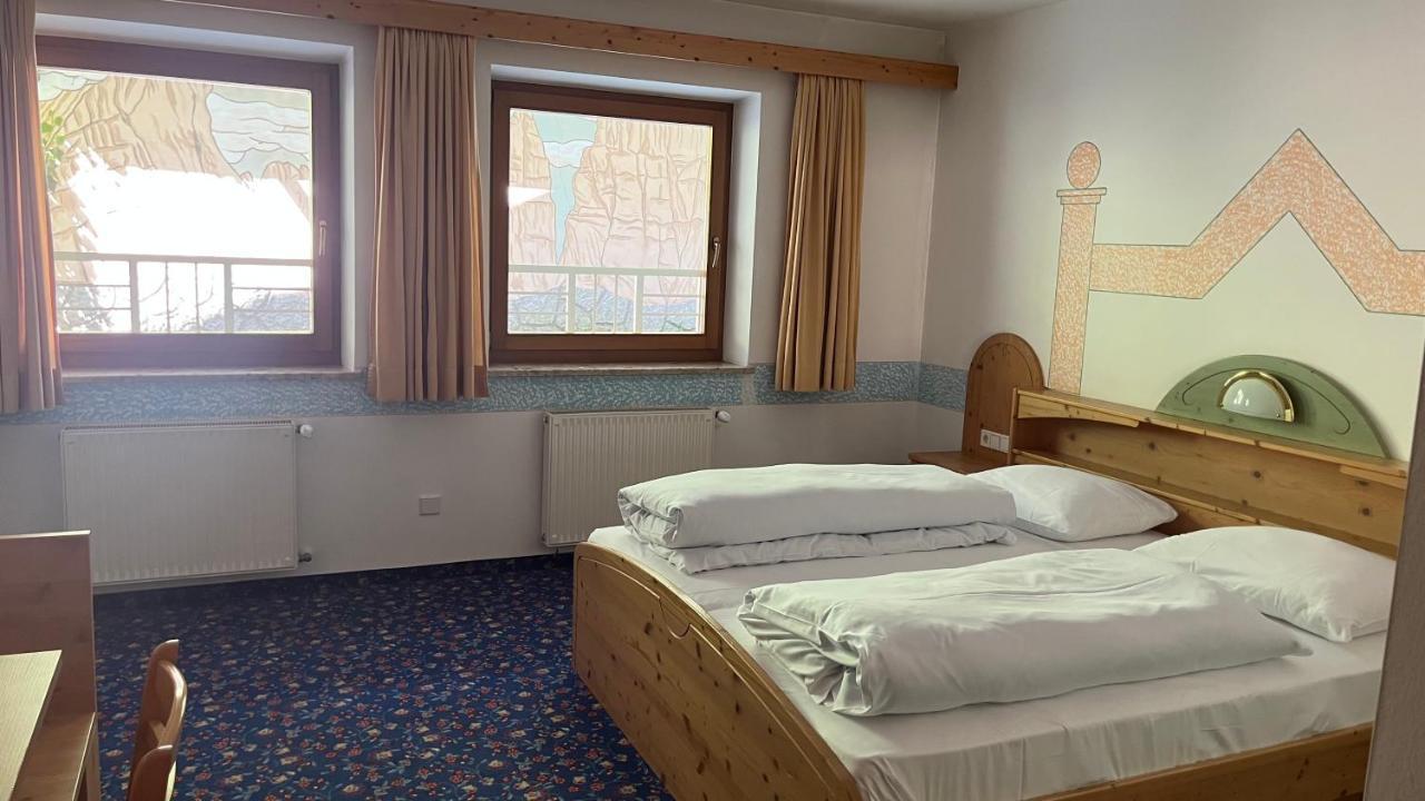 Hotel Saxl Campo di Trens Esterno foto