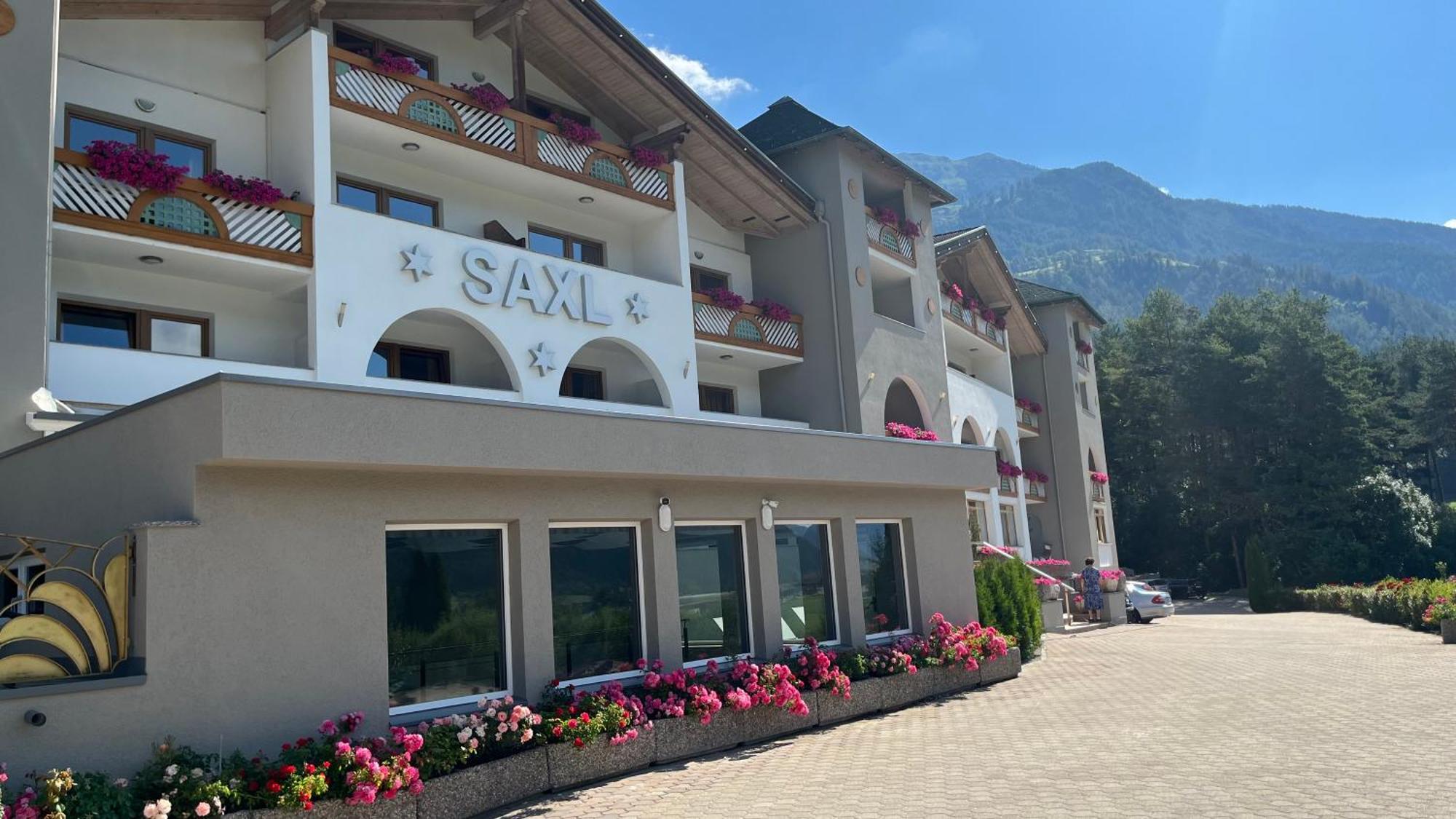 Hotel Saxl Campo di Trens Esterno foto