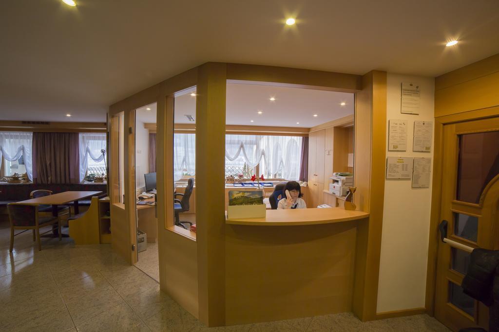 Hotel Saxl Campo di Trens Esterno foto