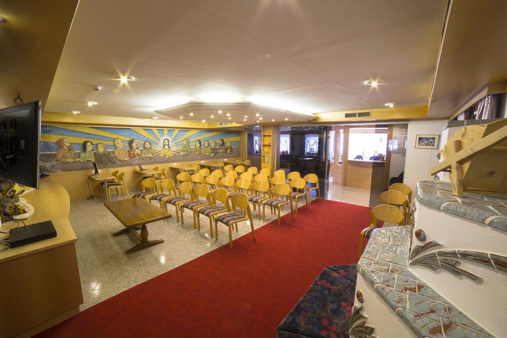 Hotel Saxl Campo di Trens Esterno foto